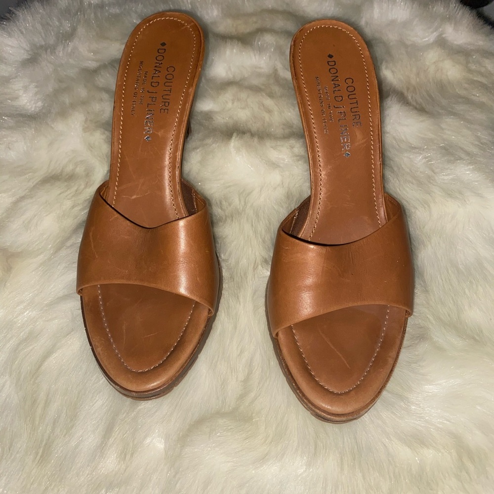 DONALD J PLINER - brown leather sandal heels Sz 10